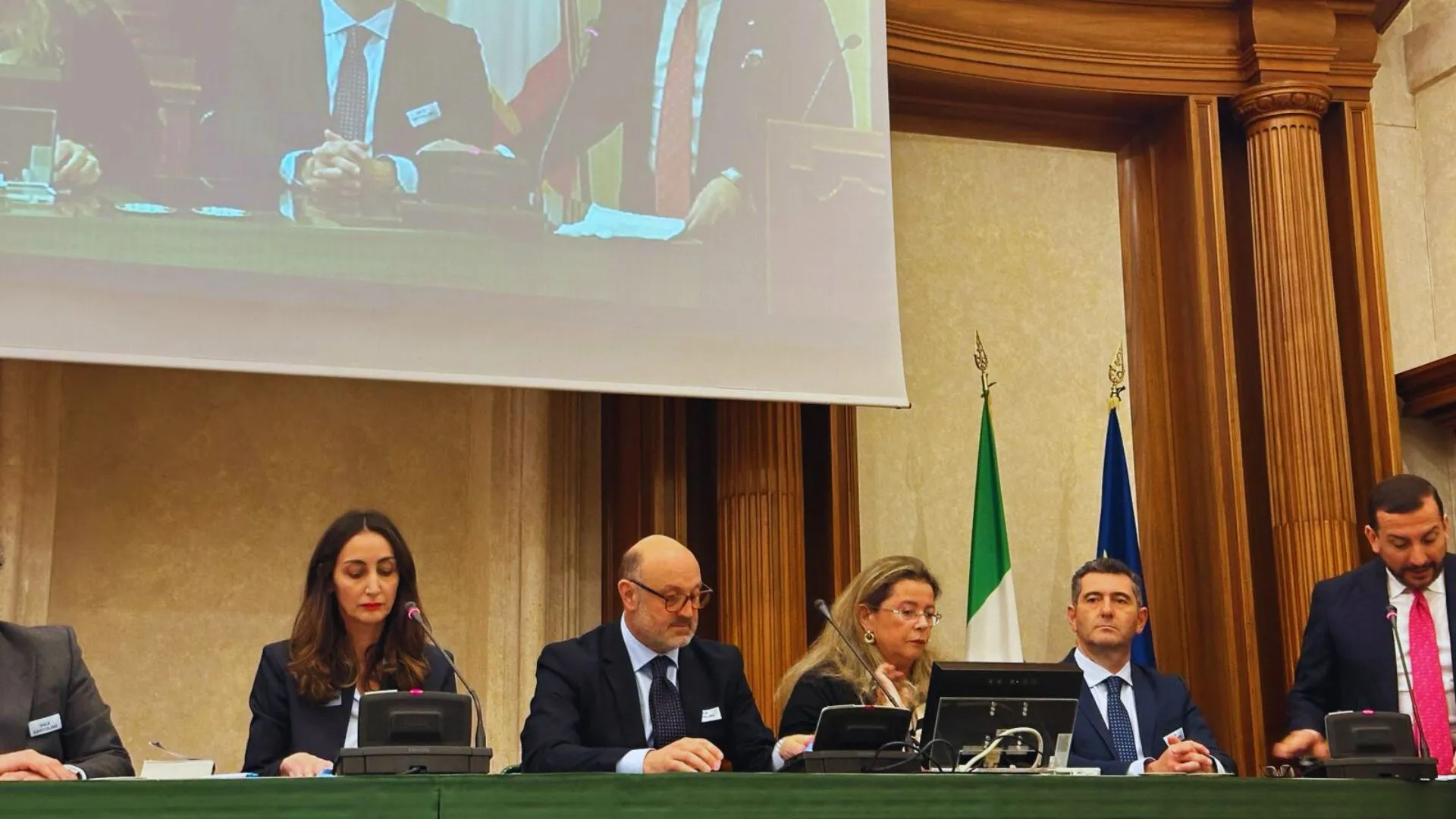 senato Associazione Consumatori Italiani il team